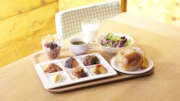 食事・飲み物 / 3