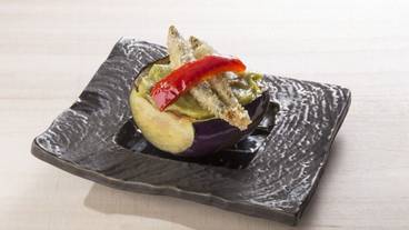 食事・飲み物 / 4