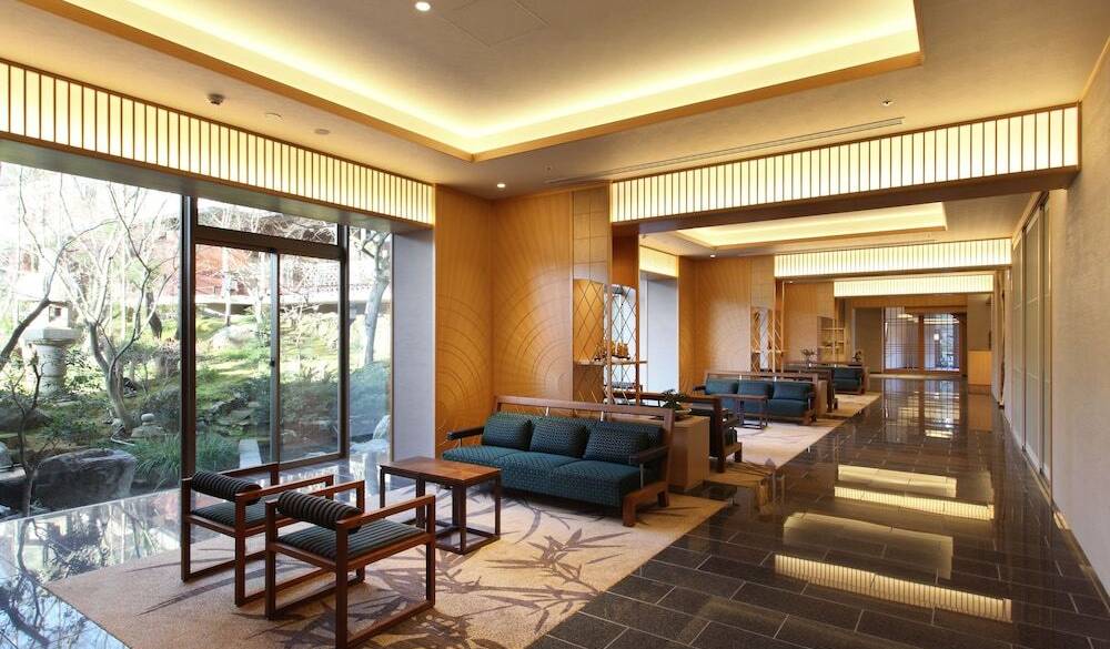 光林棟ロビー / 1