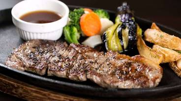 食事・飲み物 / 3