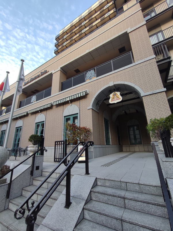 外観はちょっとハリボテ感があります。テーマパーク的な？