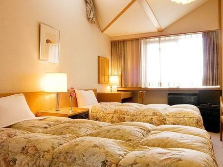 信州佐久 春日温泉 自然体感リゾート かすがの森 / 5