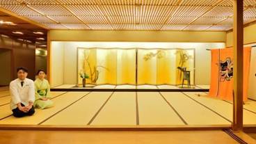 内部エントランス / 3