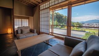 クラブ スイート シングルベッド 2 台