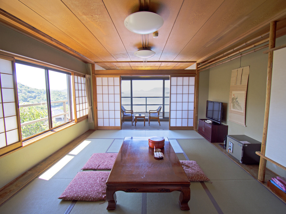 和室のジャグシー露天風呂で子ども達と一緒に癒される宿4263907