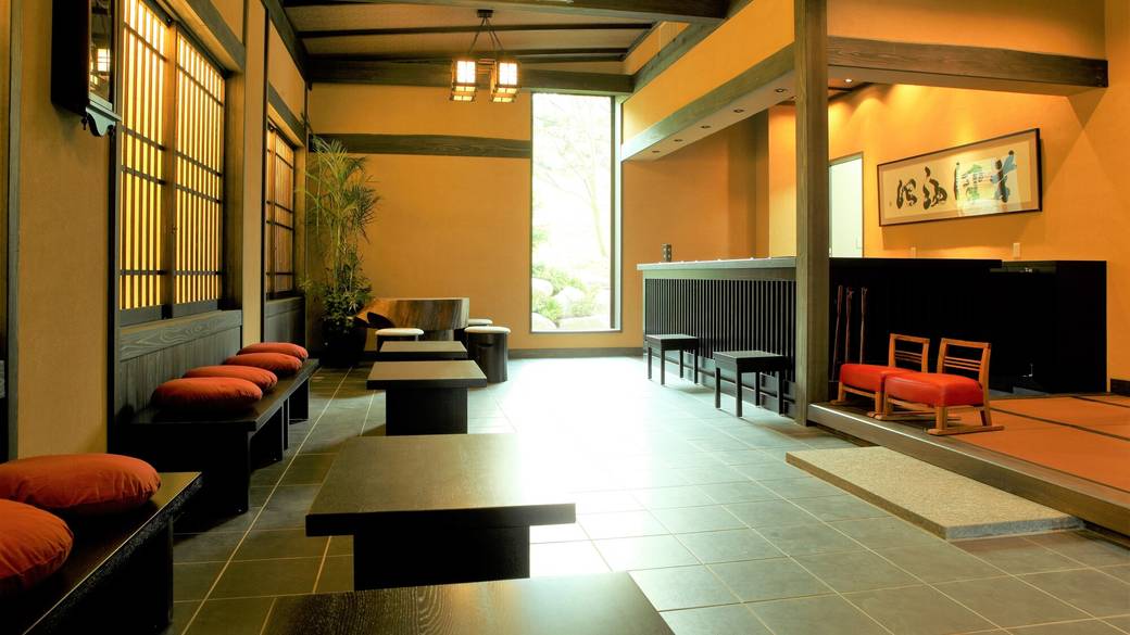 風情あふれるお宿に
チェックイン / 2