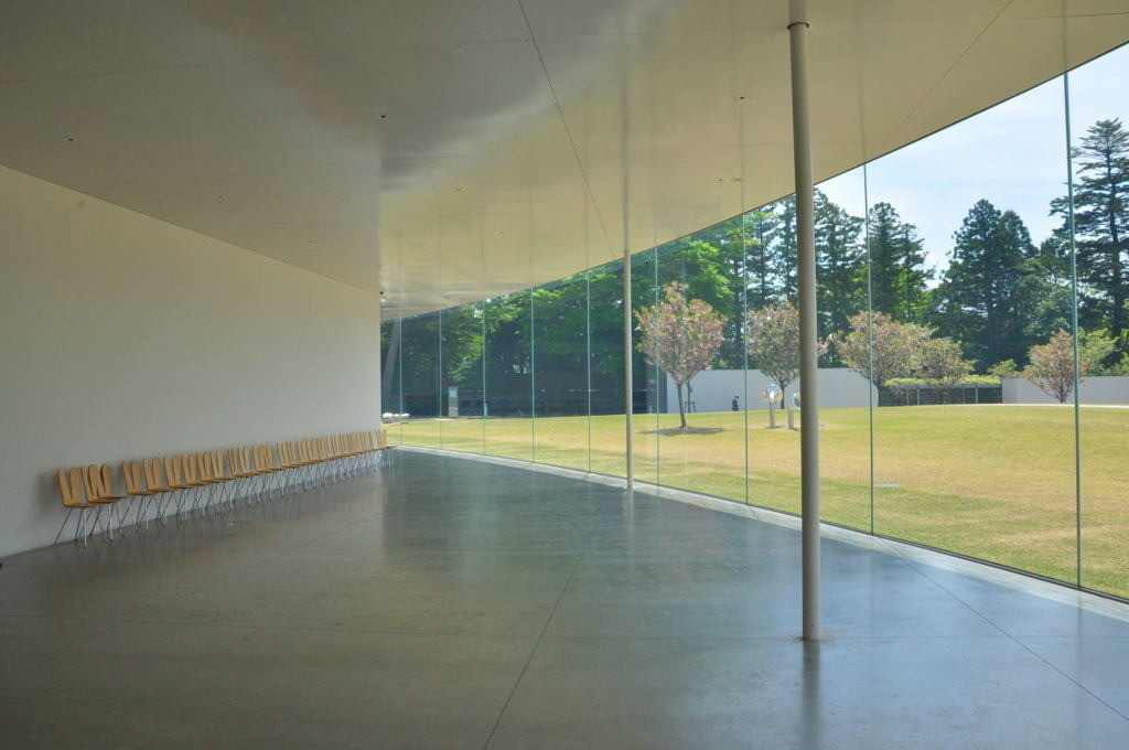金沢21世紀美術館で現代アートに触れる 贅沢時間をカフェで過ごす Icotto イコット 金沢21世紀美術館で現代アートに触れる 贅沢時間をカフェで過ごす Icotto イコット