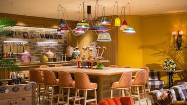 ロビーラウンジ / 9