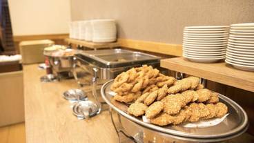 ビュッフェ / 24