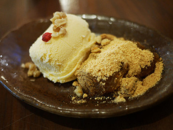 「古民家 そらＣａｆｅ」 料理 45043652 わらびもちとアイス