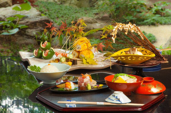 Visit the beautiful "Kyoto cuisine" 3,918,000