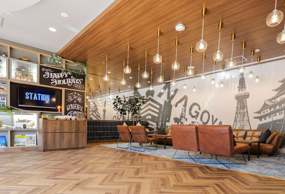 旅行気分が高まる壁面に注目！ フロントは24時間対応4006391