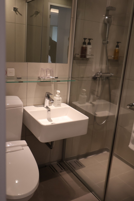 シャワールーム・洗面所・トイレ