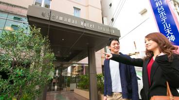 施設の入り口 / 4