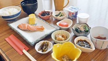 食事・飲み物 / 9