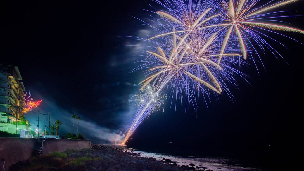 稲取温泉花火演舞イメージ / 1