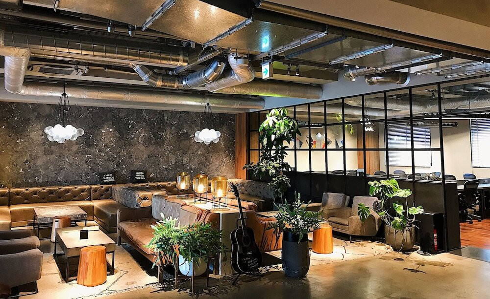 ロビーラウンジ