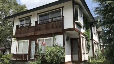 施設の入り口 / 4