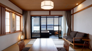 露天風呂付客室ワイドタイプ２階２０１号室