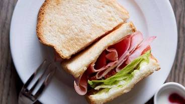 食事・飲み物 / 1