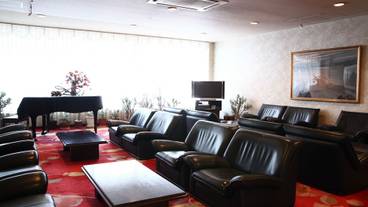 ロビー応接スペース / 3