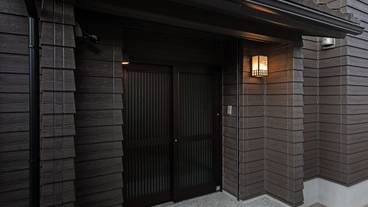 施設の入り口 / 6