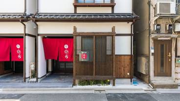 施設の入り口 / 5