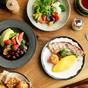 【種類豊富な人気の朝食ブッフェ付】自然光が降り注ぐ、51階のメインダイニングで朝食を堪能（朝食付） | アンダーズ 東京