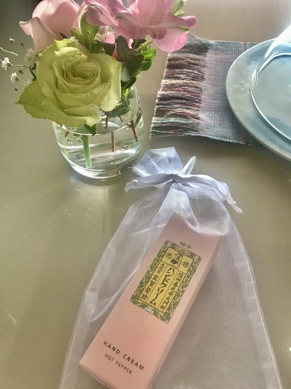 ターンダウンギフトは長野のメーカーのもの。