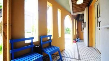 施設の入り口 / 8