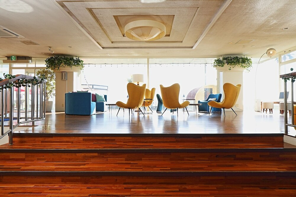 ロビー・ラウンジ