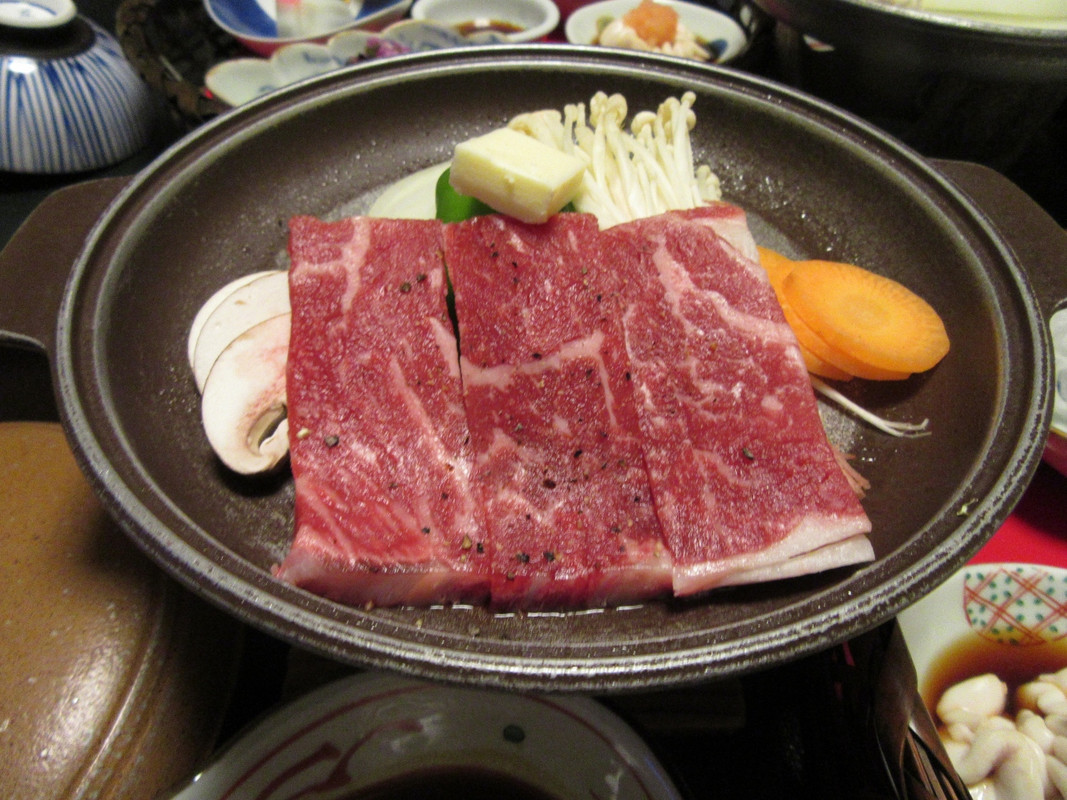 2泊目の牛陶板焼きは美味でした。