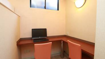 施設内の設備 / 1