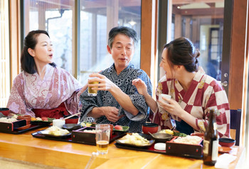 Filial piety travel image