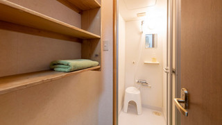 個室セミダブルルーム(タイプA)