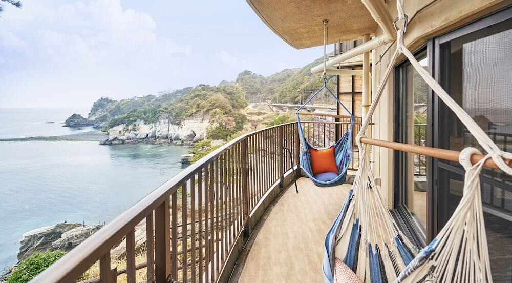 ビュッフェで地元グルメを好きなだけ堪能！フリーフローがうれしいホテル3493378