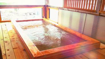 屋内スパ浴槽 / 1