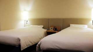 ラージ ツインルーム 禁煙