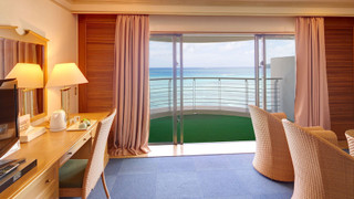 ＜ホテル棟＞海の見えるお部屋【45平米】