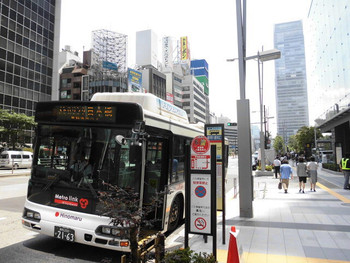 「東京駅八重洲口」からバスに乗って出発！624642