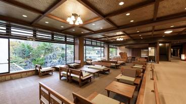 ロビー応接スペース / 9