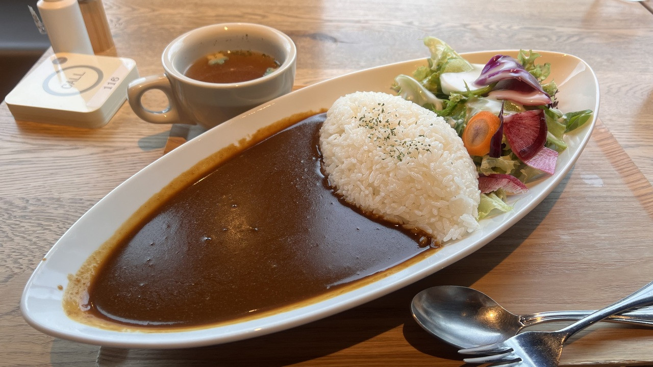 カフェのカレー