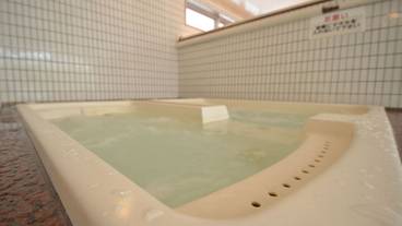 屋内スパ浴槽 / 2