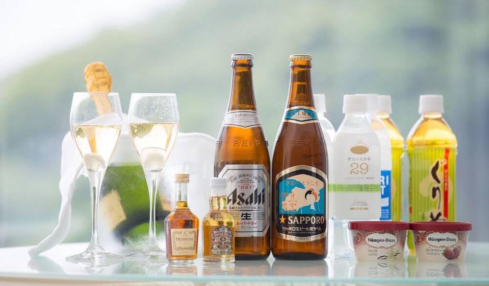 食事・飲み物 / 5