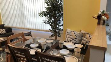 客室内のダイニングエリア / 36