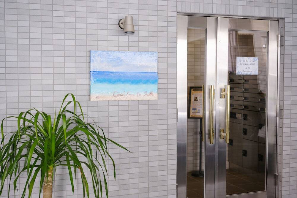 施設の正面