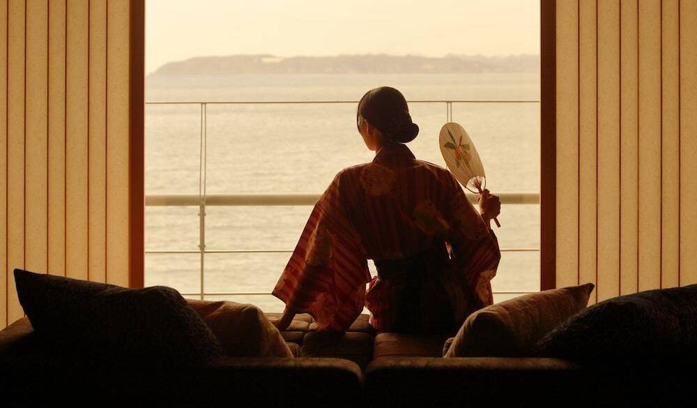 海を眺めながら
お部屋で娘とのんびり / 4