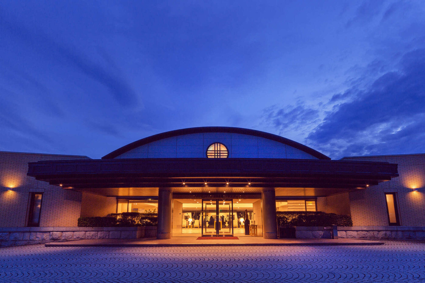 「ダイヤモンド八ケ岳美術館ソサエティ」 外観 213623595 エントランス