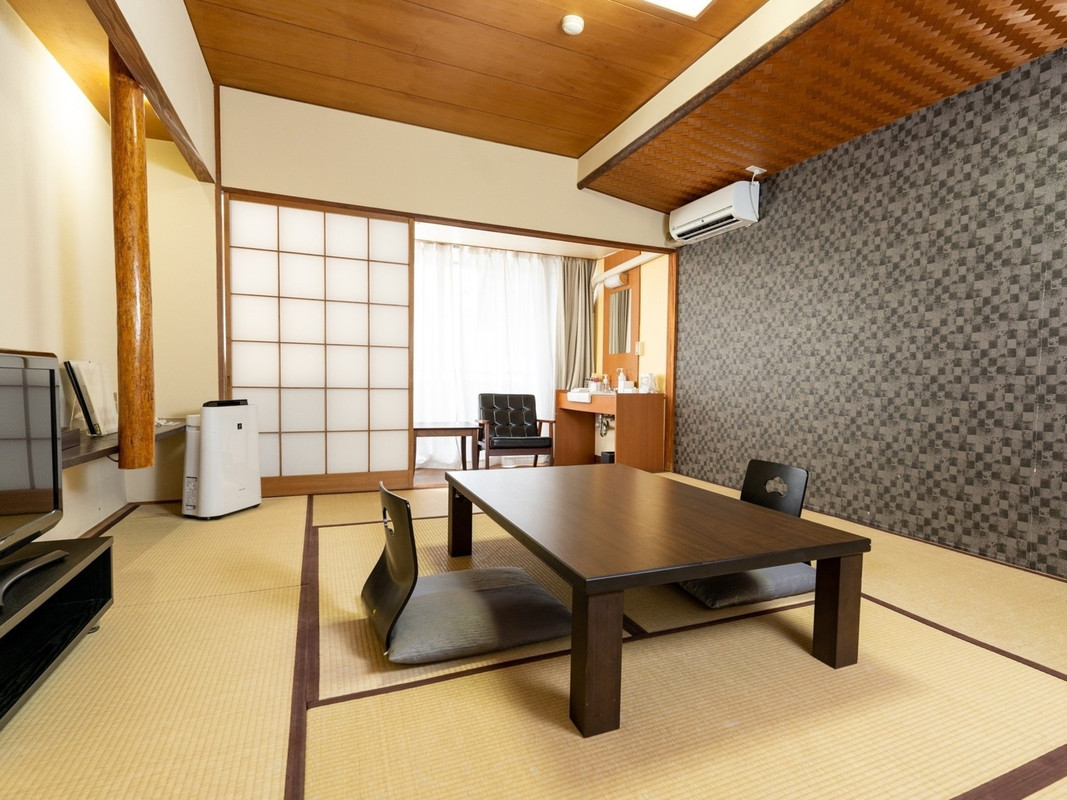 和室10畳+広縁3畳