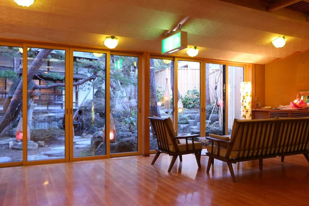 ロビー応接スペース